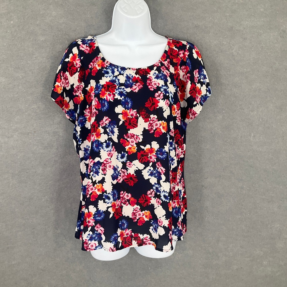 Express Top Women's Sz M Dark Floral Keyhole‎ Lightweight Blouse Career Office